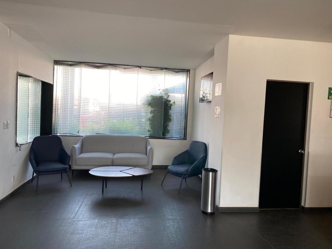 Hotel Atenas Plaza メキシコシティ エクステリア 写真
