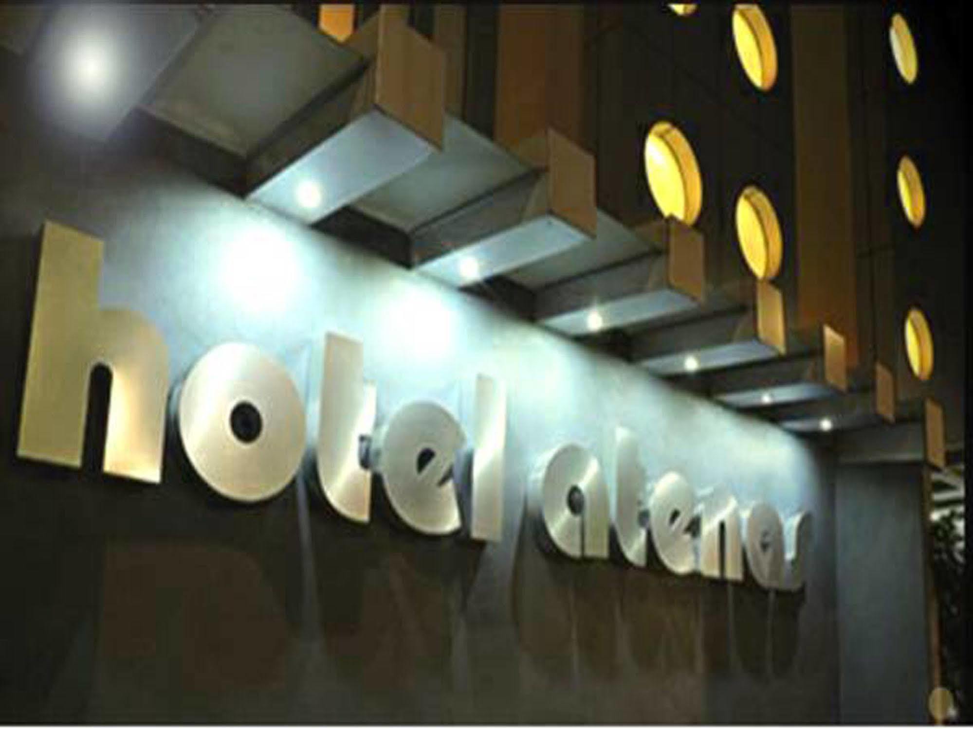 Hotel Atenas Plaza メキシコシティ エクステリア 写真